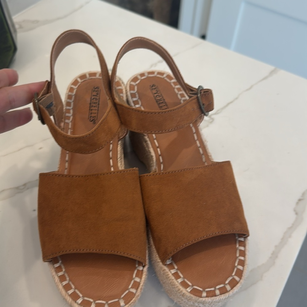 Seychelles Women's Brown suede Sandals with Buckle